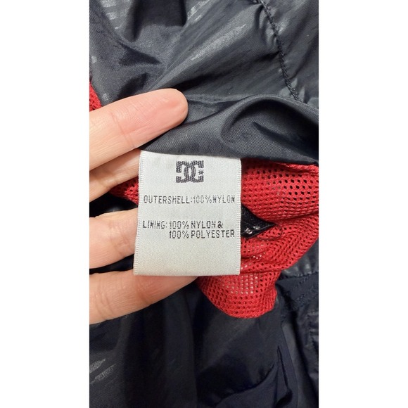 Y2K DC Snowboard Men's Black Insulated Jacket - Size M - Picture 8 of 16